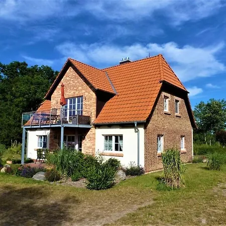 With 2 Bedrooms Nyaraló Rothehaus