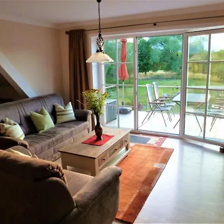 With 2 Bedrooms Nyaraló Rothehaus